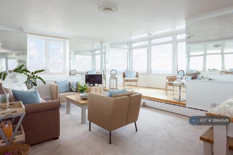 2 bedroom flat to rent, Tower Court, Bournemouth, BH2