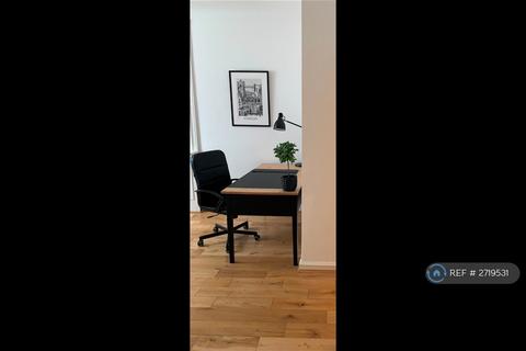 1 bedroom flat to rent, Lavender Hill, London, SW11