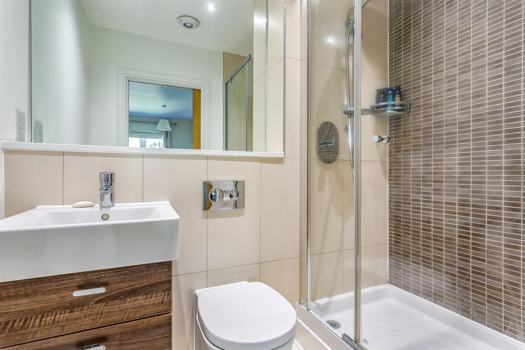 Flat-hurley-close-banstead-1007.jpg