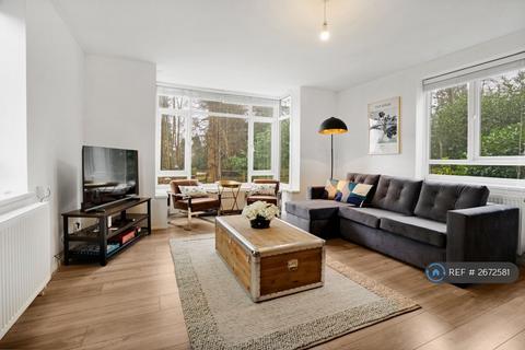 undefined, Castle Street, Surrey, RH1