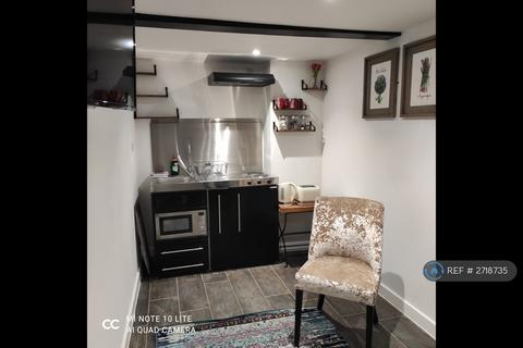 undefined, Taunton Rd, Wellington, TA21