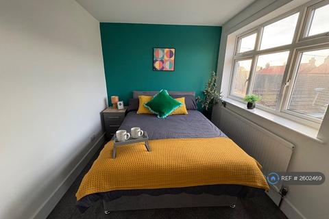 undefined, Field Road, Doncaster, DN8