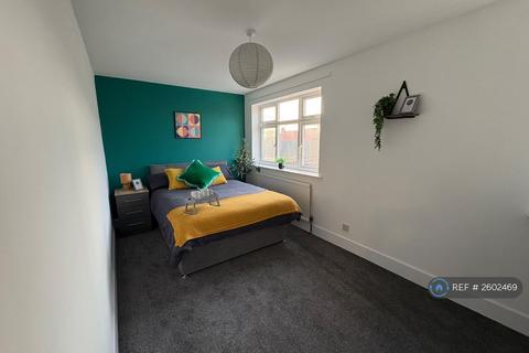 undefined, Field Road, Doncaster, DN8