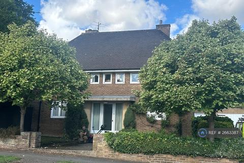 4 bedroom detached house to rent, Bowhill, Kettering, NN16