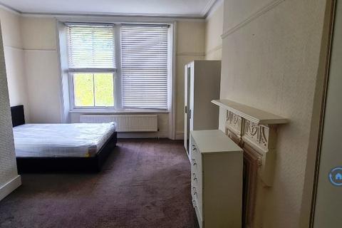 1 bedroom flat to rent, Crouch Hill, London, N8