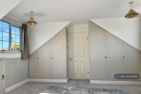 1 bedroom in a house share to rent, Oxhawth Crecent, Petts Wood, BR2