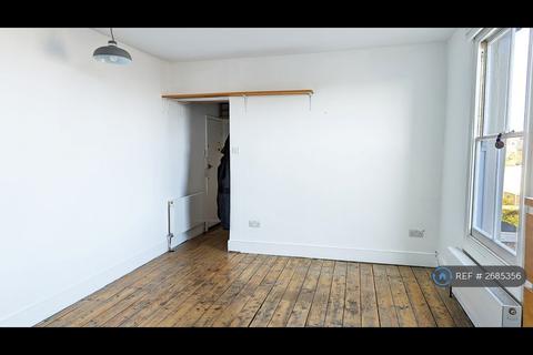 1 bedroom flat to rent, Chatsworth Road, London, E5