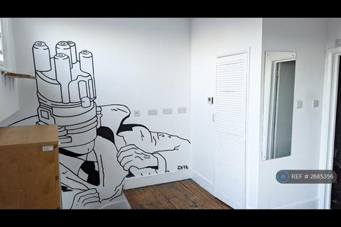 1 bedroom flat to rent, Chatsworth Road, London, E5