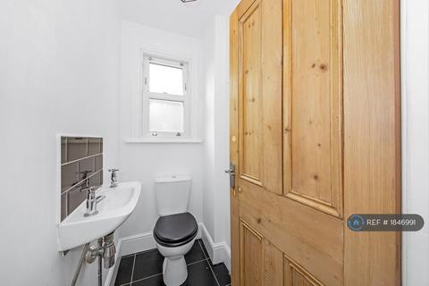 undefined, Lee Road, London, SE3