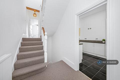 undefined, Lee Road, London, SE3