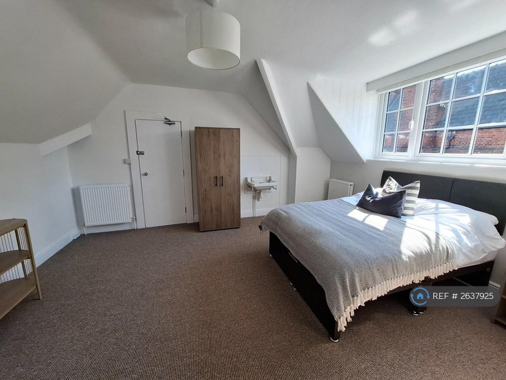 Flat 1, Room 6