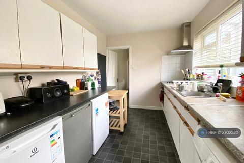 4 bedroom end of terrace house to rent, Student House - Springfield Avenue, Bristol, BS7
