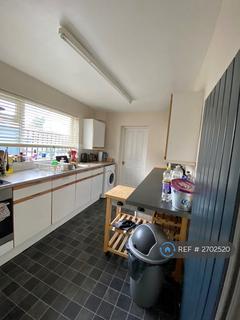 4 bedroom end of terrace house to rent, Student House - Springfield Avenue, Bristol, BS7