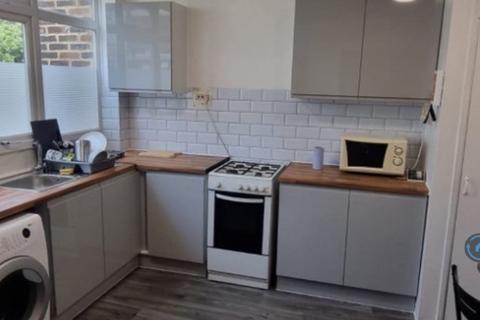 undefined, Manchester Road, London, E14