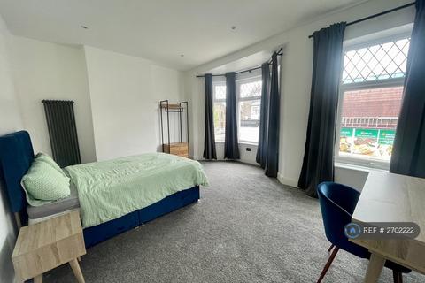 1 bedroom in a house share to rent, Cowbridge Road East, Cardiff, CF5