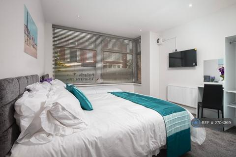 undefined, No Bills And No Deposit, Blackpool, FY1