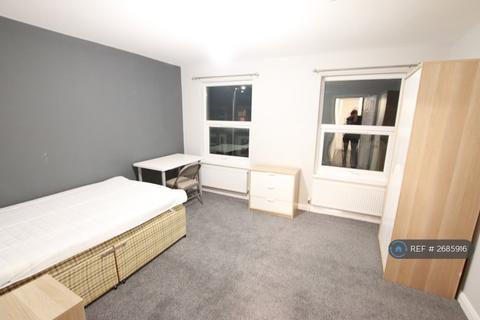 undefined, Grange Avenue, Reading, RG6