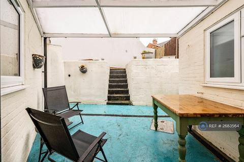 2 bedroom flat to rent, Dover Street, Norwich, NR2