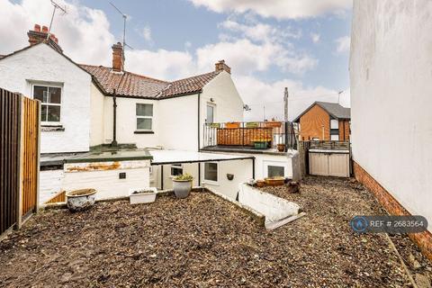 2 bedroom flat to rent, Dover Street, Norwich, NR2