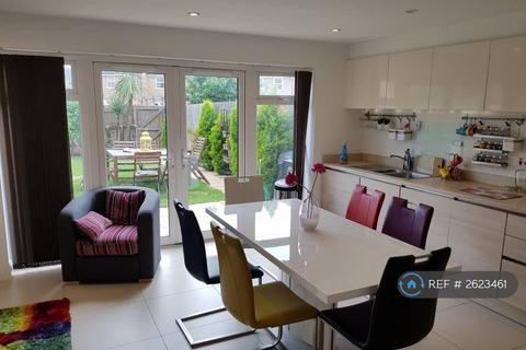 undefined, Autumn Way, West Drayton, UB7