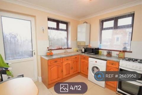 undefined, Drayton Gardens, West Drayton, UB7