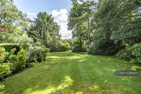 undefined, Stoke Poges, Stoke Poges, SL2