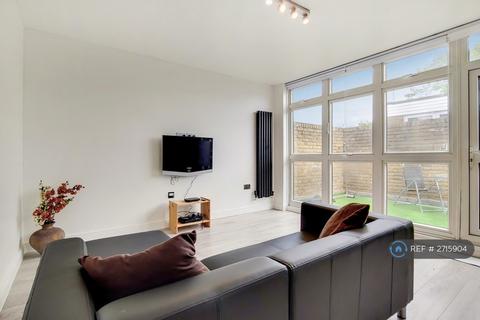 1 bedroom flat to rent, Virginia Walk, London, SW2