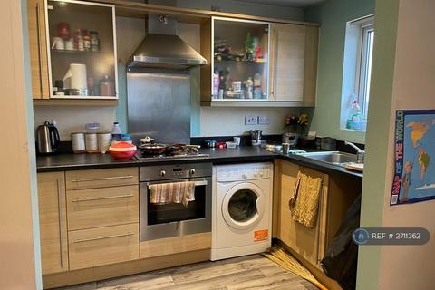 2 bedroom flat to rent, Gladstone Mews, Warrington, WA2