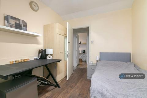 undefined, Montague Road, Hounslow, TW3
