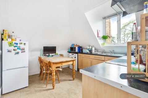 1 bedroom flat to rent, Upper Richmond Road, London, SW15
