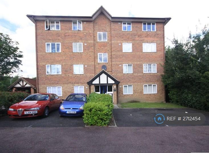 Outside Showing Parking