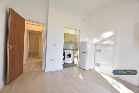 undefined, Hart Hill Drive, Luton, LU2