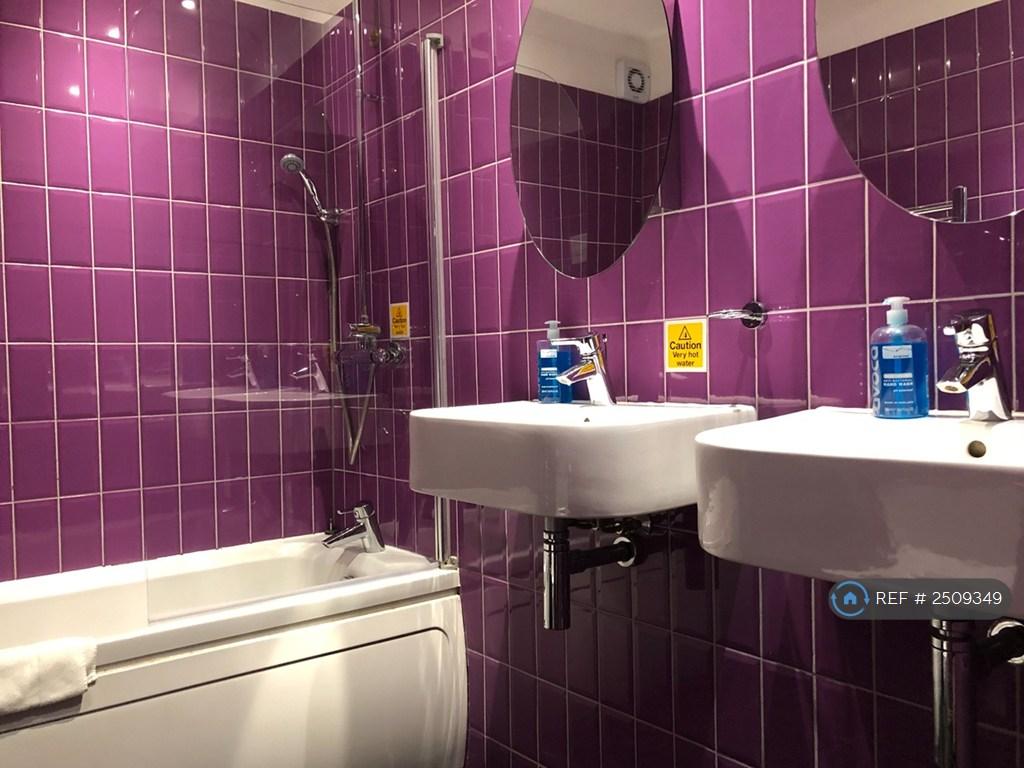 Ensuite Bathroom