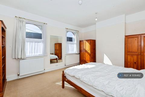 undefined, Dedworth Road, Windsor, SL4