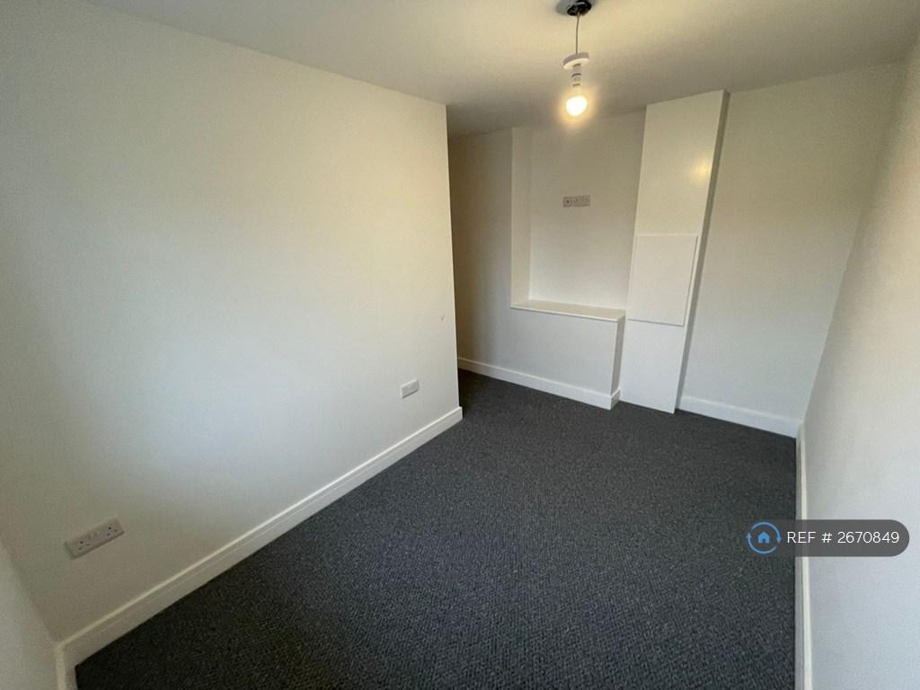 Bedroom (3)