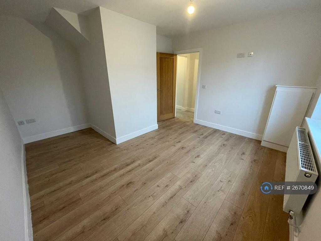 Bedroom (1)