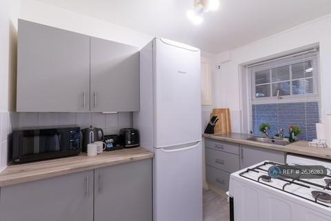 undefined, West Court, Southsea, PO4
