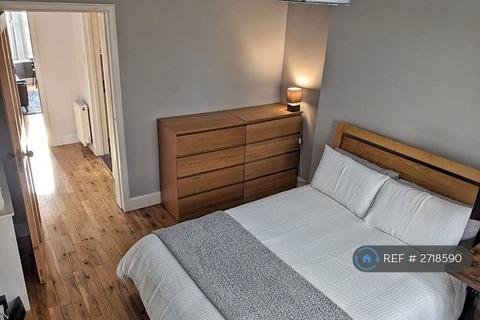 undefined, Kennoway Drive, Glasgow, G11