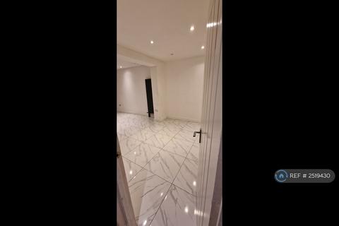 1 bedroom in a house share to rent, Faraday Road, Slough, SL2