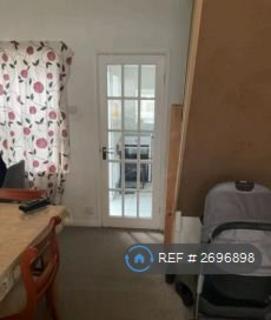 undefined, St. Julian Grove, Colchester, CO1