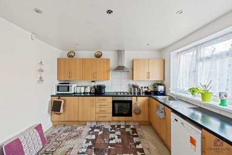 undefined, Reservoir Road, London, N14
