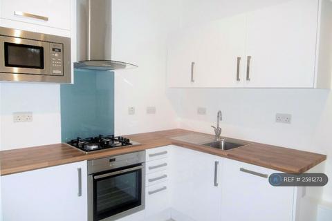 1 bedroom flat to rent, Fleet Road, London, NW3