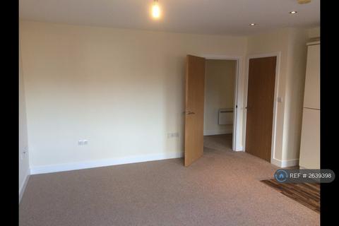 undefined, Kirk Beston Close, Leeds, LS11