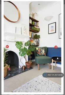 2 bedroom flat to rent, Beresford Road, London, E17