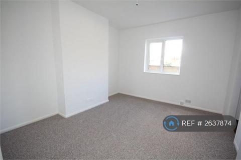 2 bedroom flat to rent, Sussex Road, St. Leonards-On-Sea, TN38