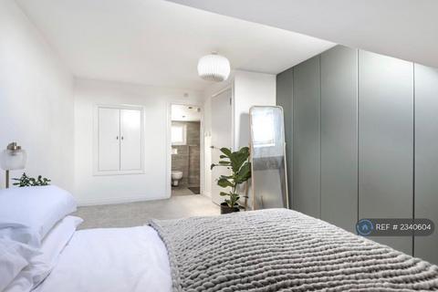 undefined, Universal House, Bromley, BR1