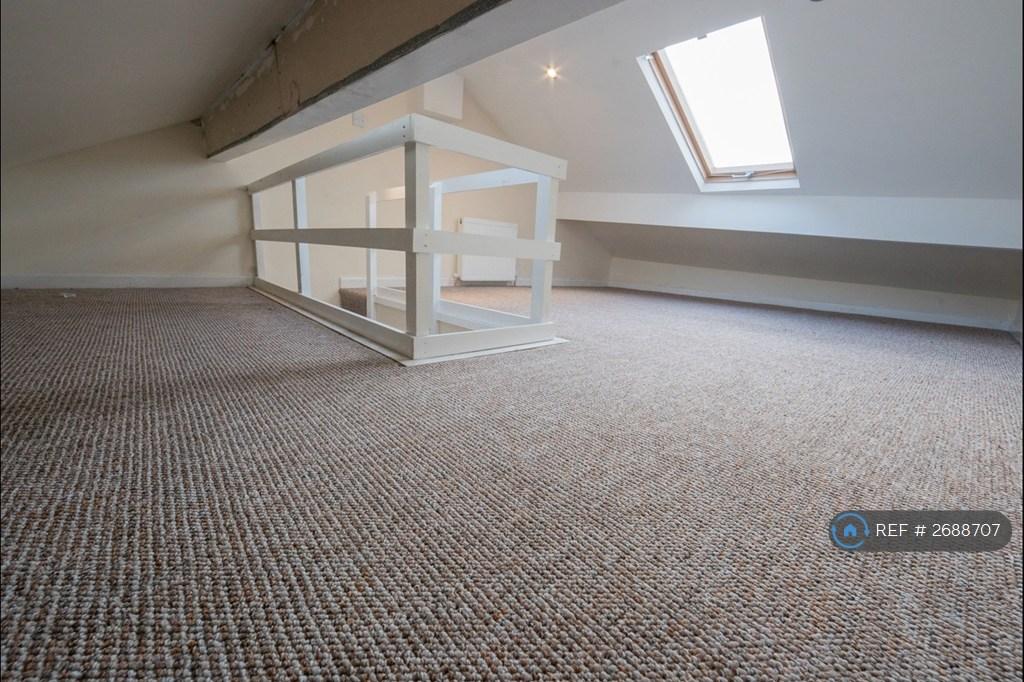 Loft Bedroom 3