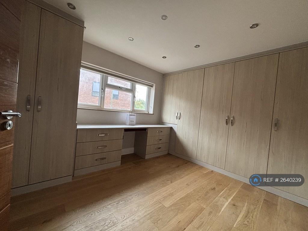 Master Bedroom Wardrobes