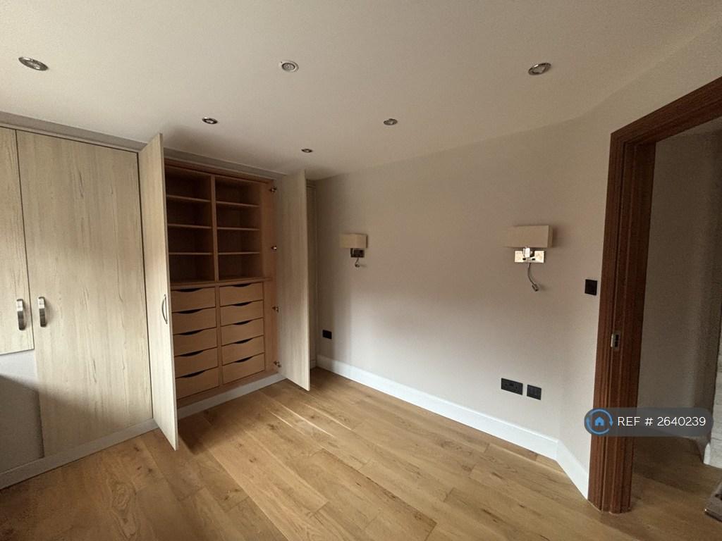 Master Bedroom Wardrobes