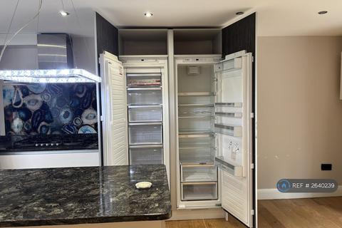 undefined, Moat Crescent, London, N3
